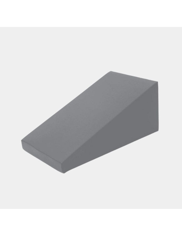 Triangle spine corrector