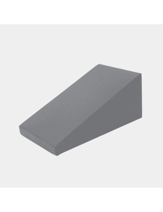 Triangle spine corrector